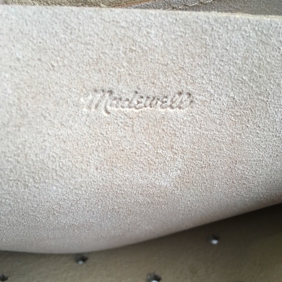 Madewell Mini Transport Perforated Leather Purse - Picture 8 of 8